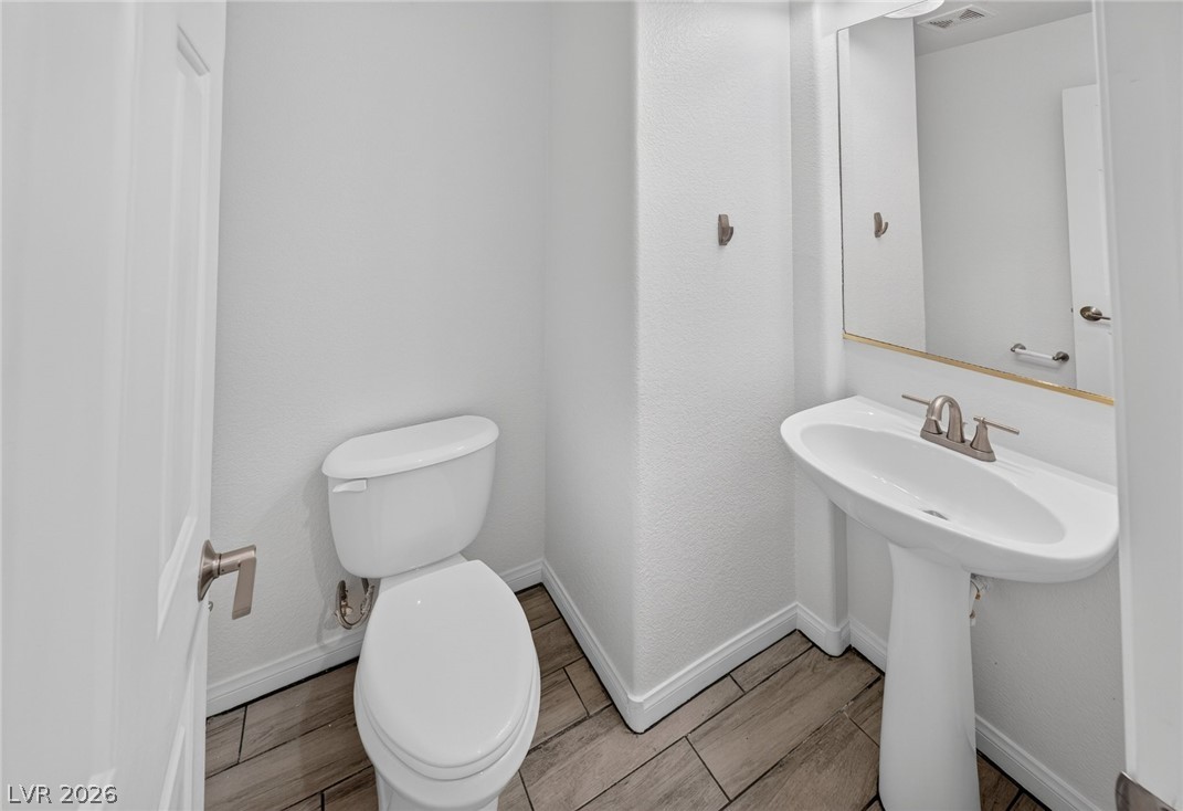 2169 Hosta Court Property Photo 22