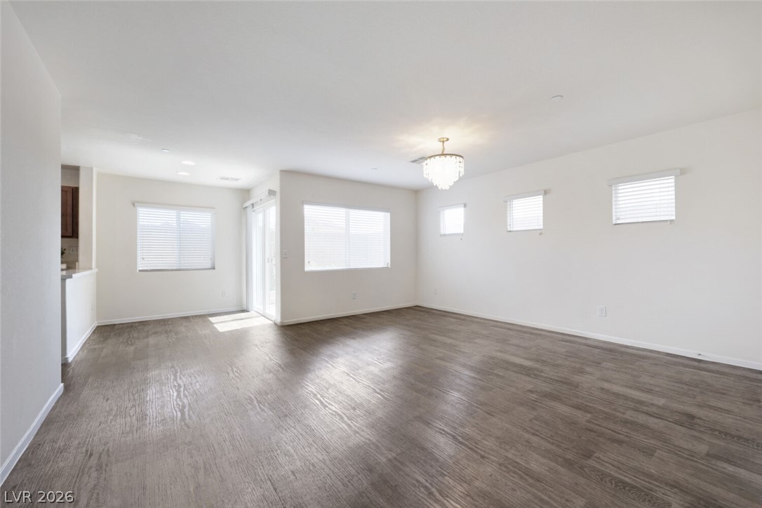 4122 San Cuervo Way Property Photo 4