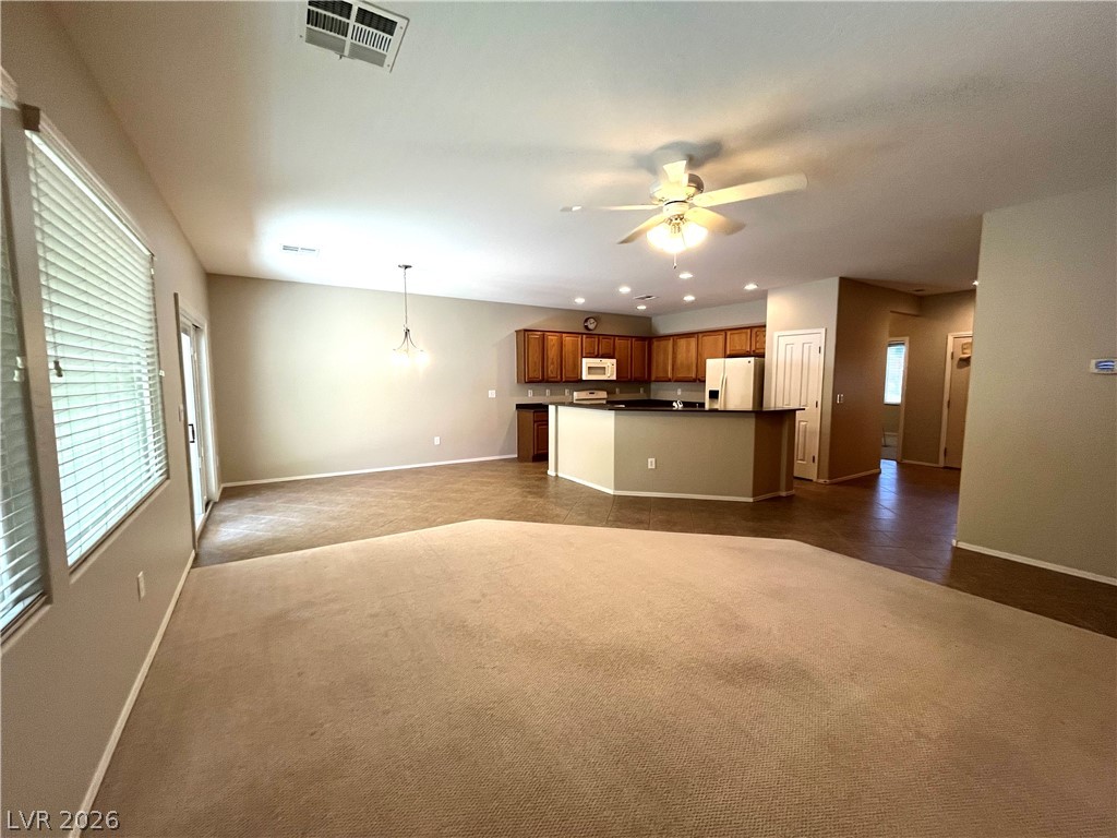 2527 Stardust Valley Drive Property Photo 5