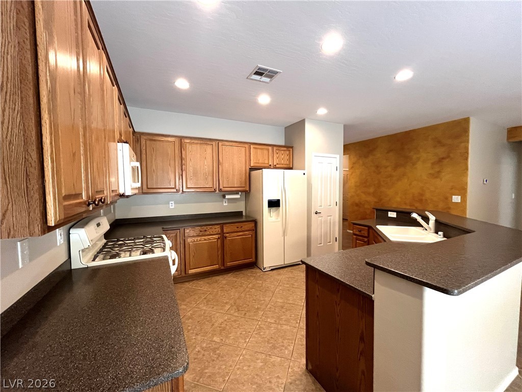 2527 Stardust Valley Drive Property Photo 7
