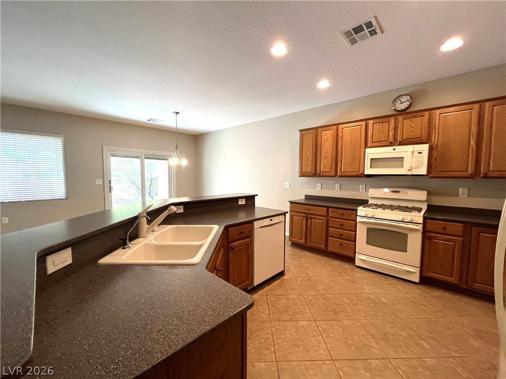 2527 Stardust Valley Drive Property Photo 10
