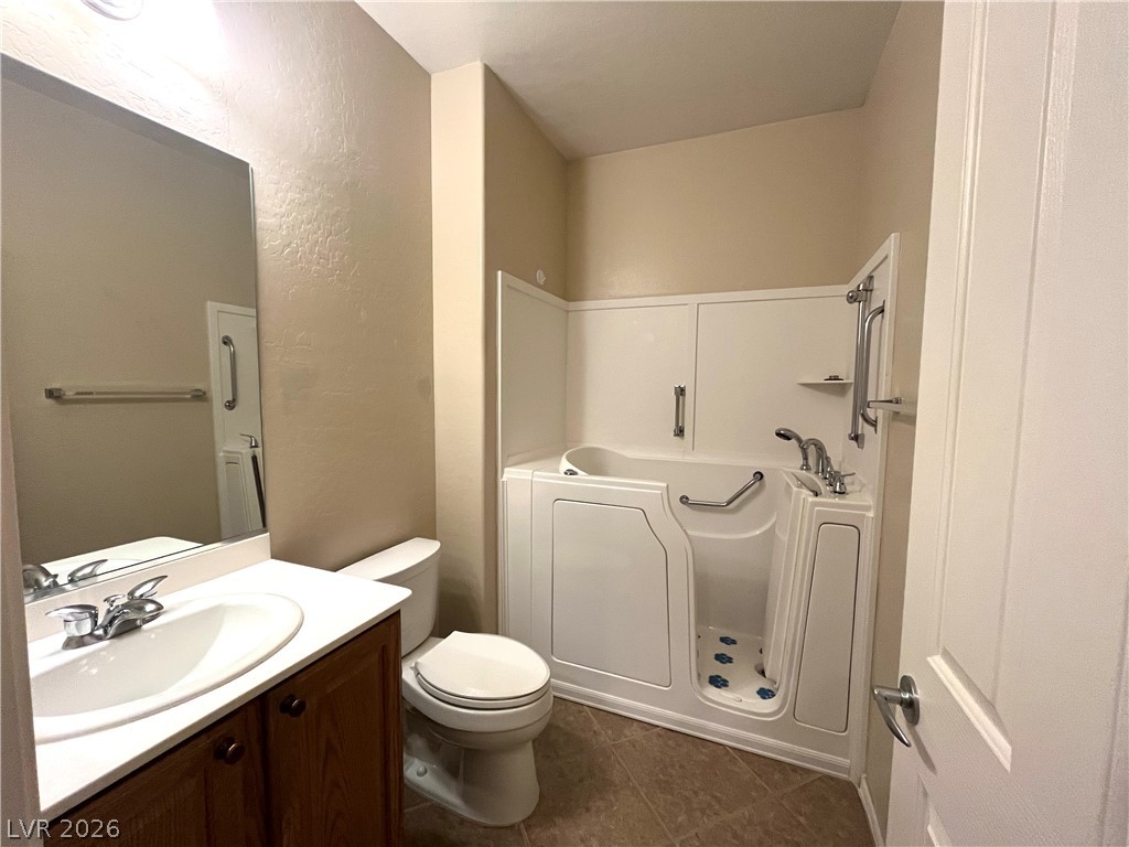 2527 Stardust Valley Drive Property Photo 26