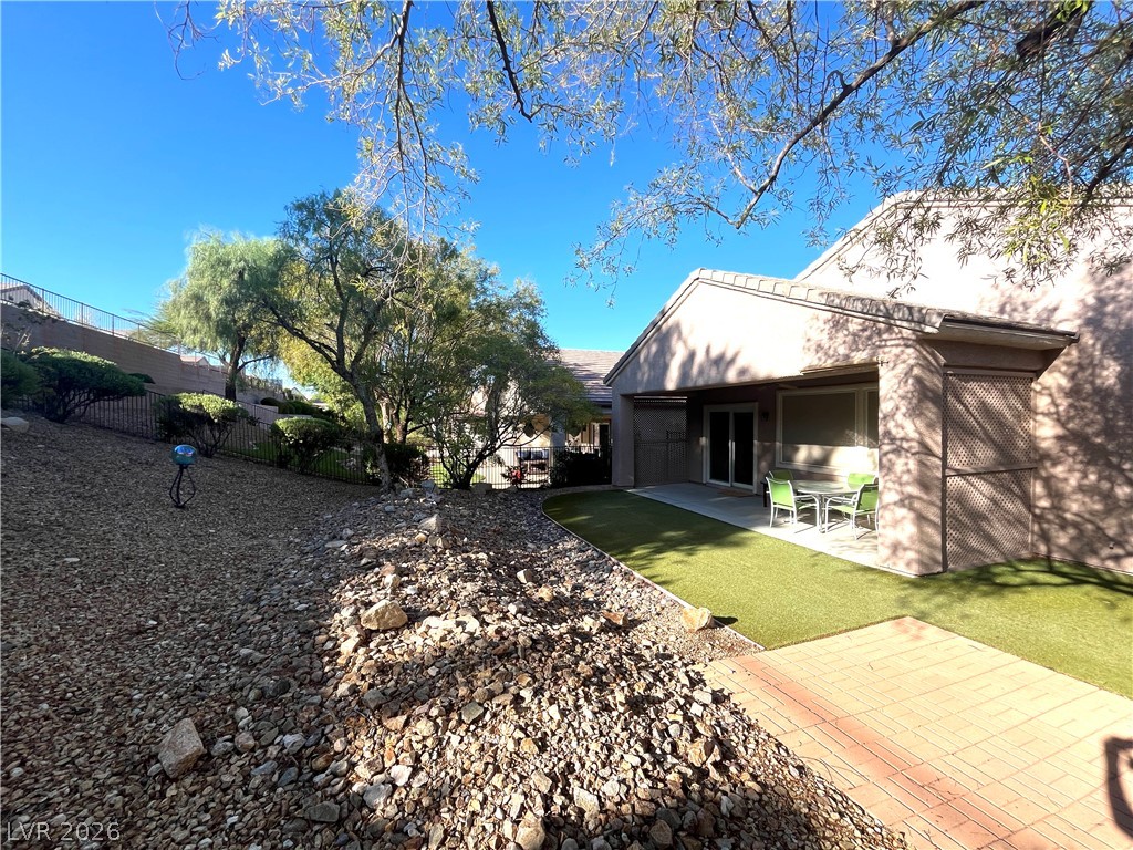 2527 Stardust Valley Drive Property Photo 35