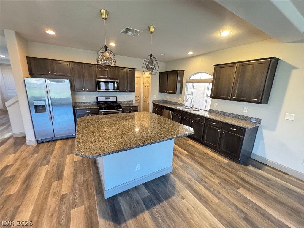 5591 Brimstone Hill Avenue Property Photo 9