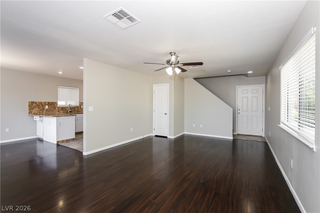2052 Houdini Street Property Photo 3