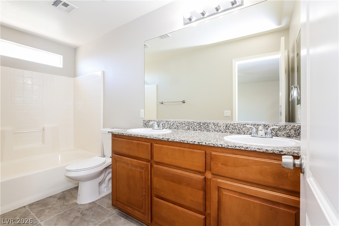 2052 Houdini Street Property Photo 9