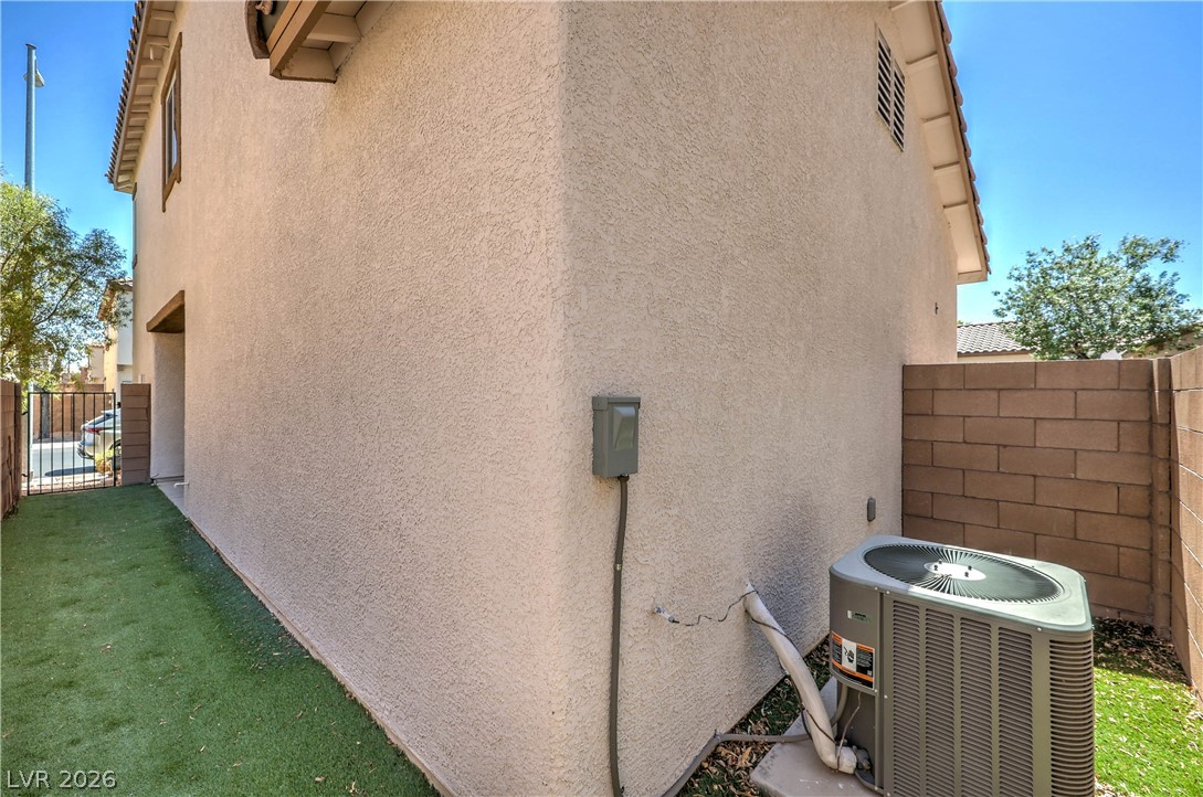 636 Ryan Peak Lane Property Photo 35