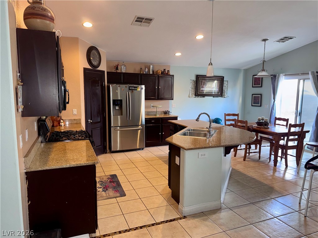 320 Purple Passion Avenue Property Photo 9