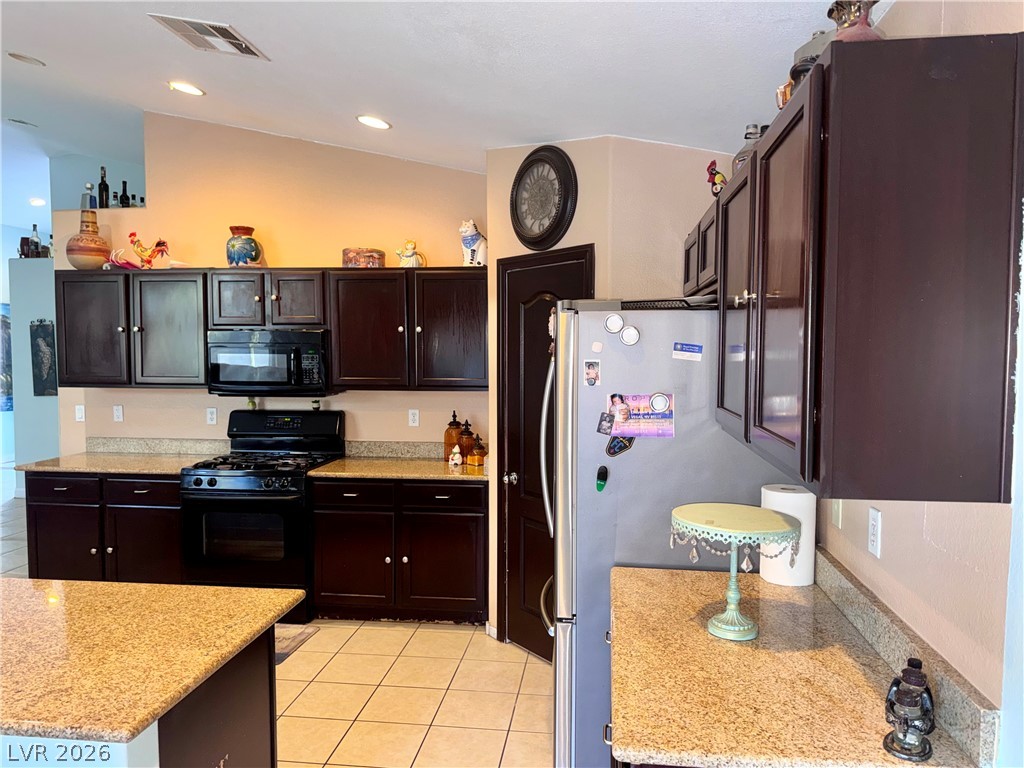 320 Purple Passion Avenue Property Photo 14
