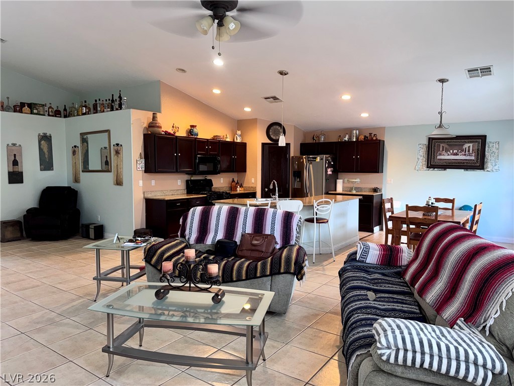 320 Purple Passion Avenue Property Photo 18