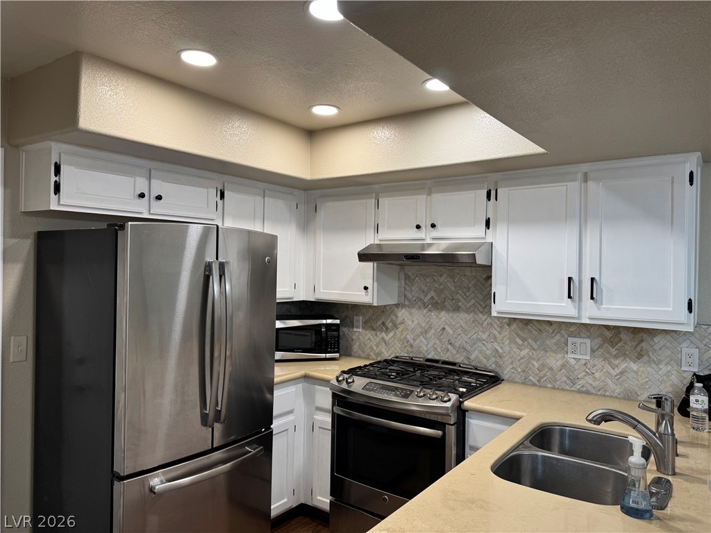 5240 Fighting Fish Way Property Photo 12