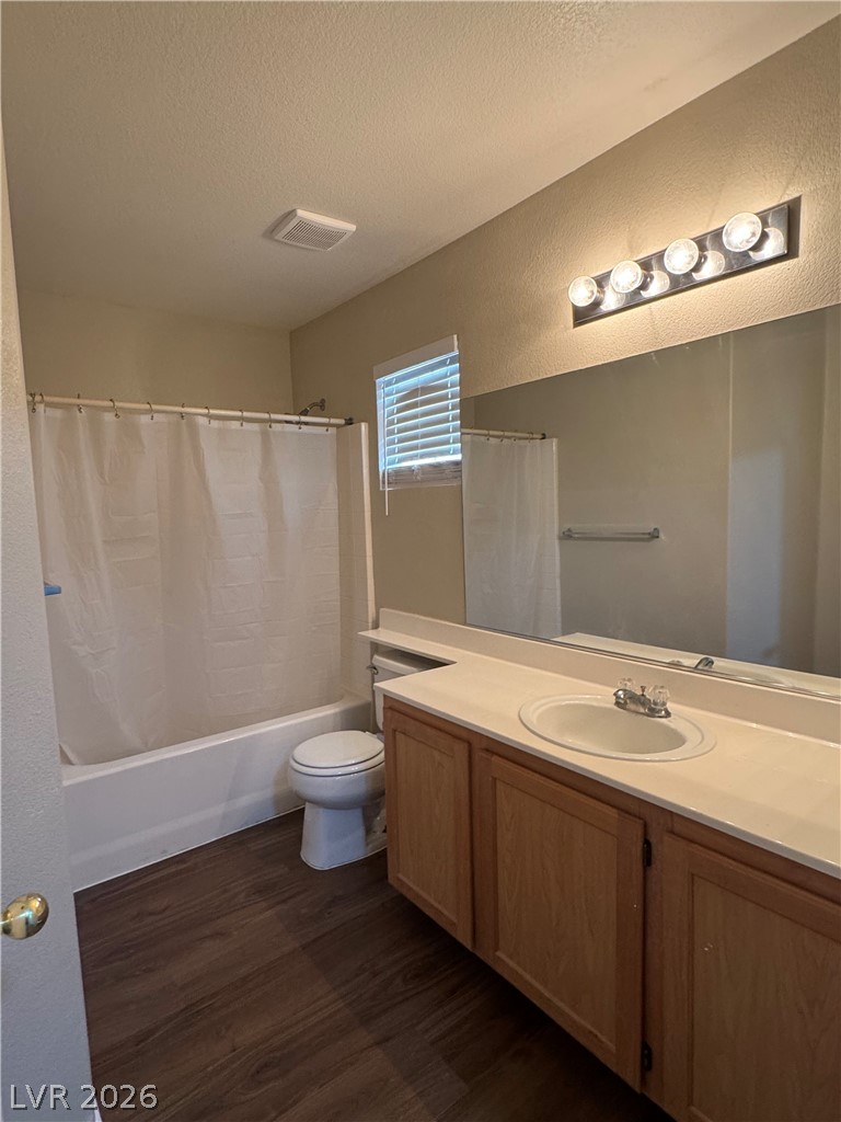 5240 Fighting Fish Way Property Photo 15