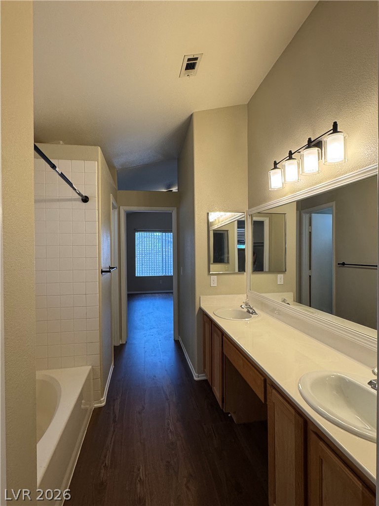5240 Fighting Fish Way Property Photo 21