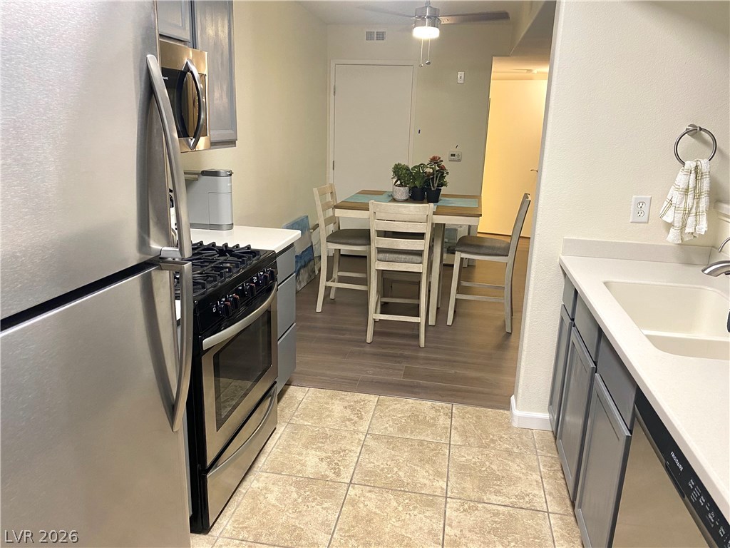 2809770 Property Photo 2