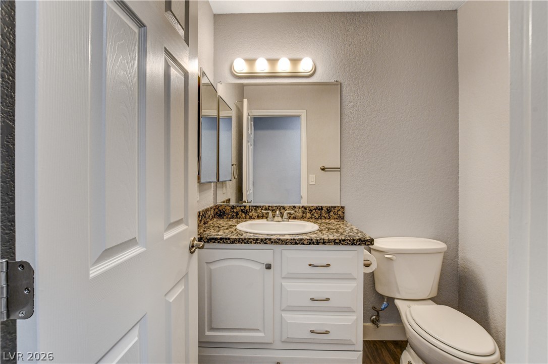 100 South Crestline Drive 60 Property Photo 12