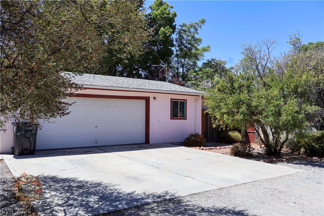 1380 South Happy Lane Property Photo 8