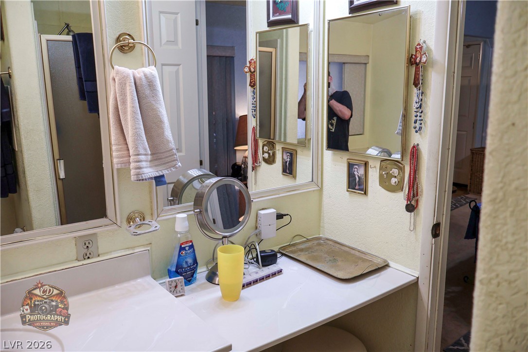 1380 South Happy Lane Property Photo 24