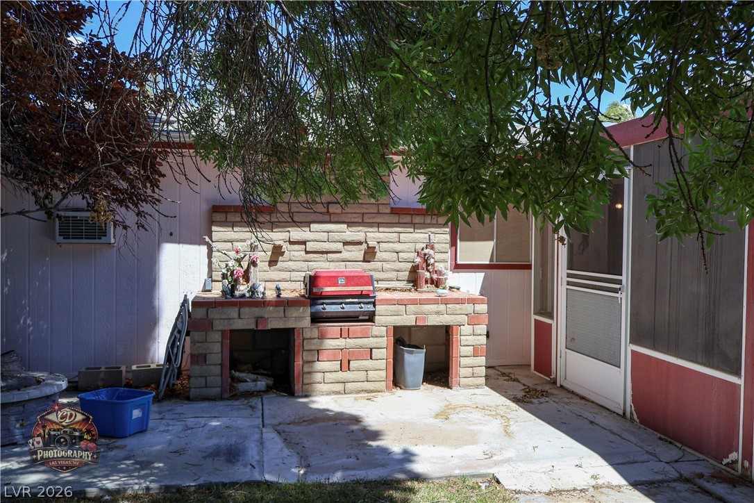 1380 South Happy Lane Property Photo 56