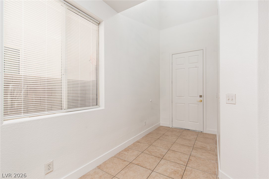 9046 Wine Cellar Avenue Property Photo 4