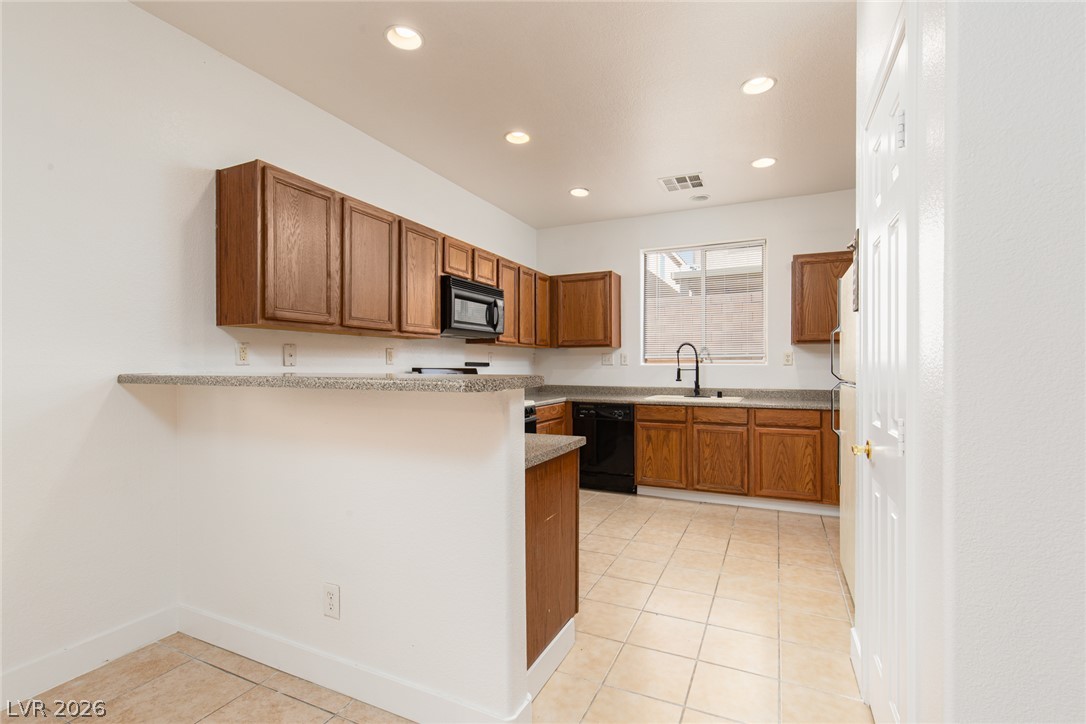 9046 Wine Cellar Avenue Property Photo 9