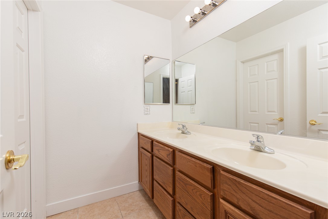 9046 Wine Cellar Avenue Property Photo 26