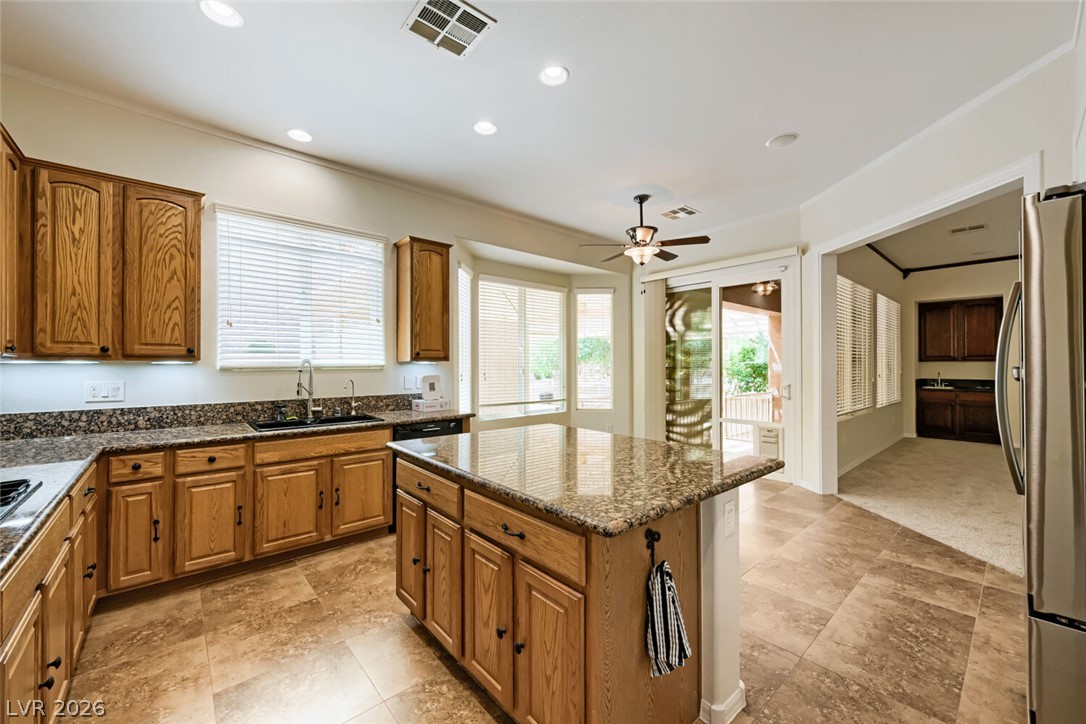 2201 Hudson Falls Court Property Photo 7