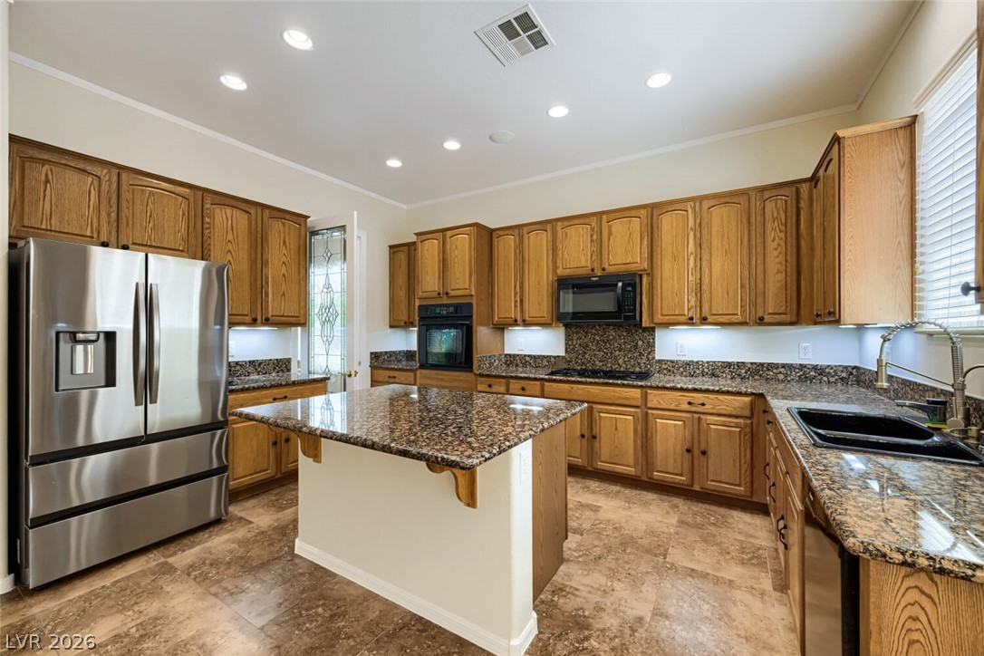 2201 Hudson Falls Court Property Photo 8