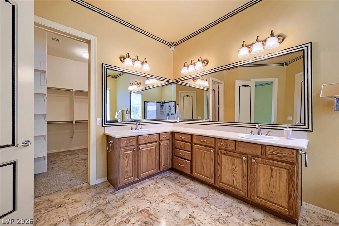 2201 Hudson Falls Court Property Photo 24