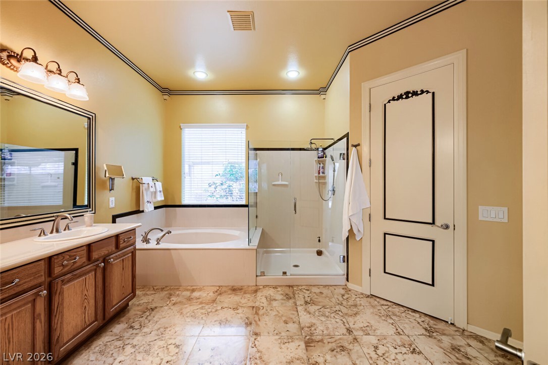 2201 Hudson Falls Court Property Photo 25