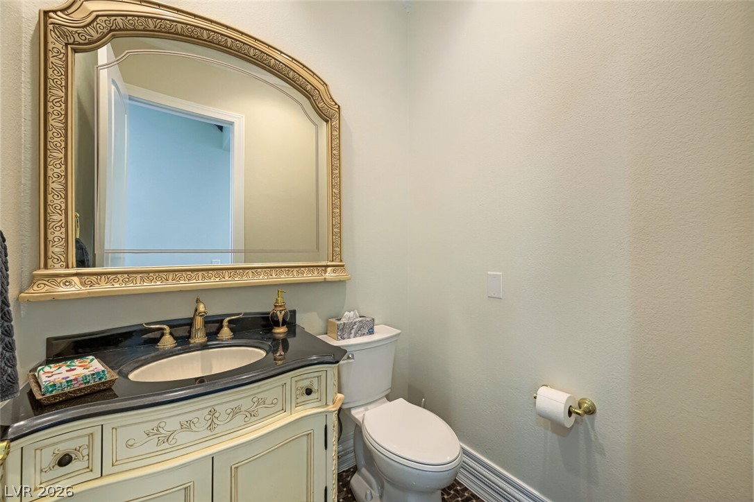 2201 Hudson Falls Court Property Photo 27