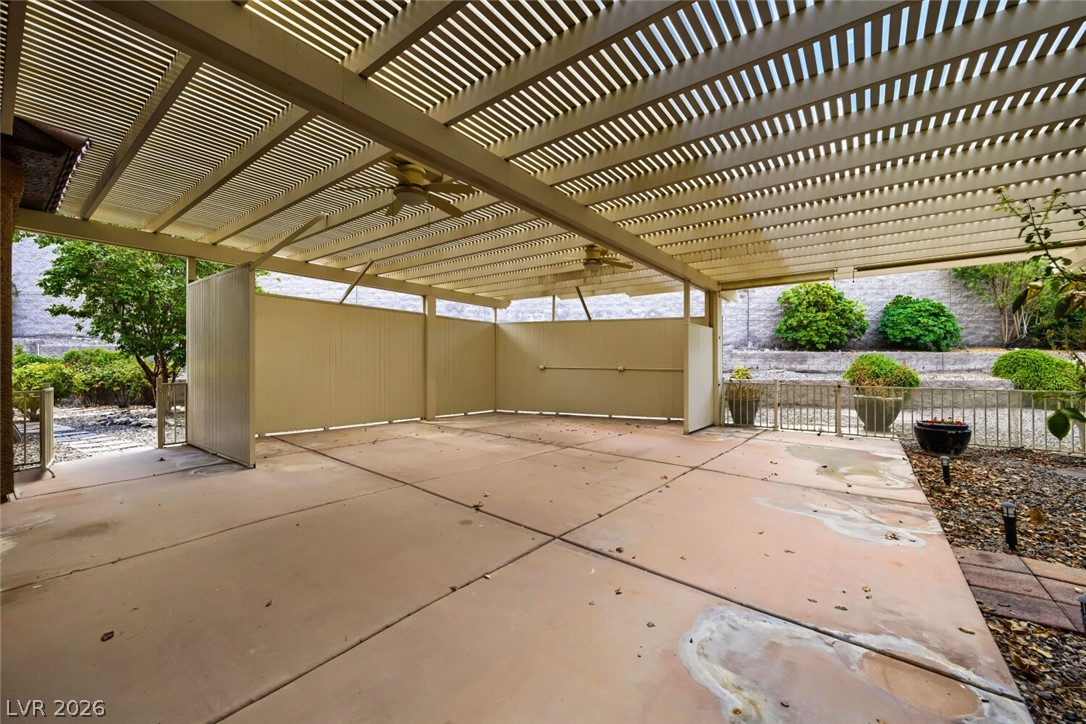 2201 Hudson Falls Court Property Photo 40