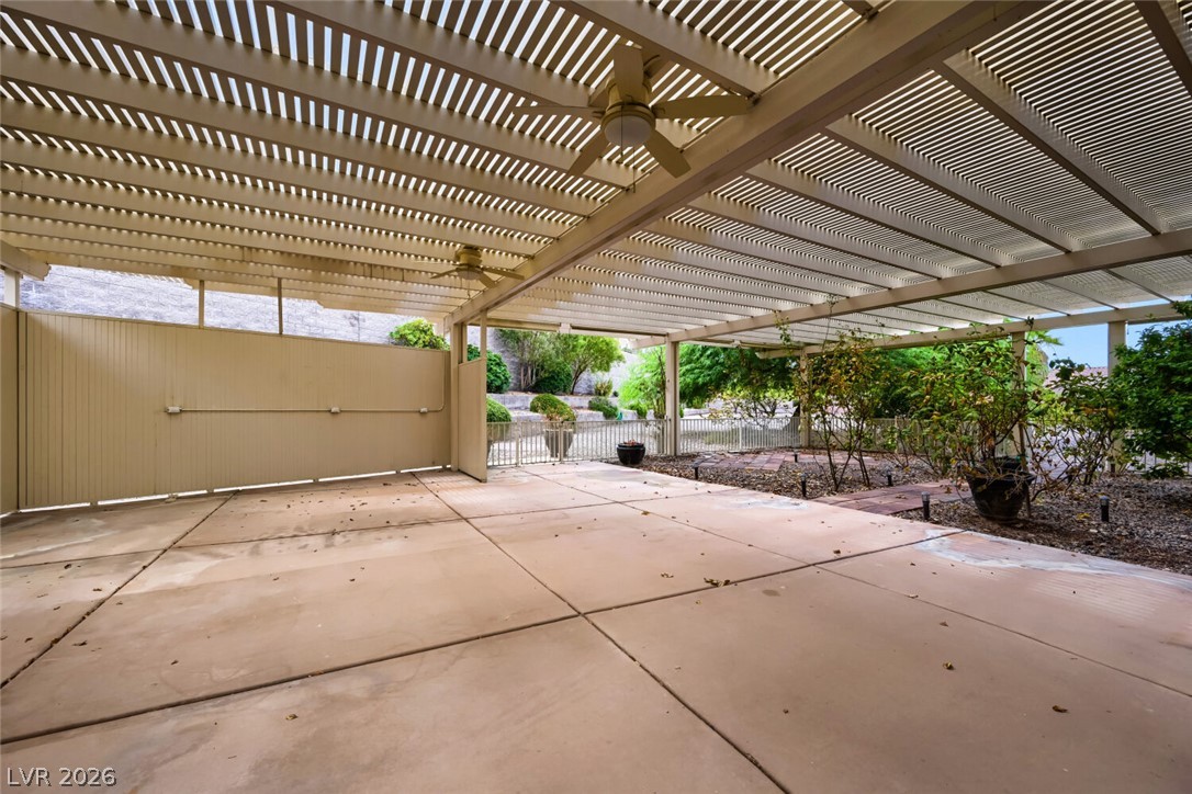 2201 Hudson Falls Court Property Photo 42