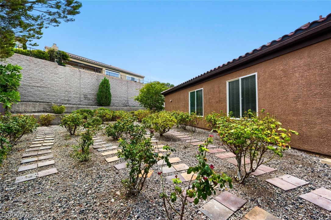 2201 Hudson Falls Court Property Photo 43