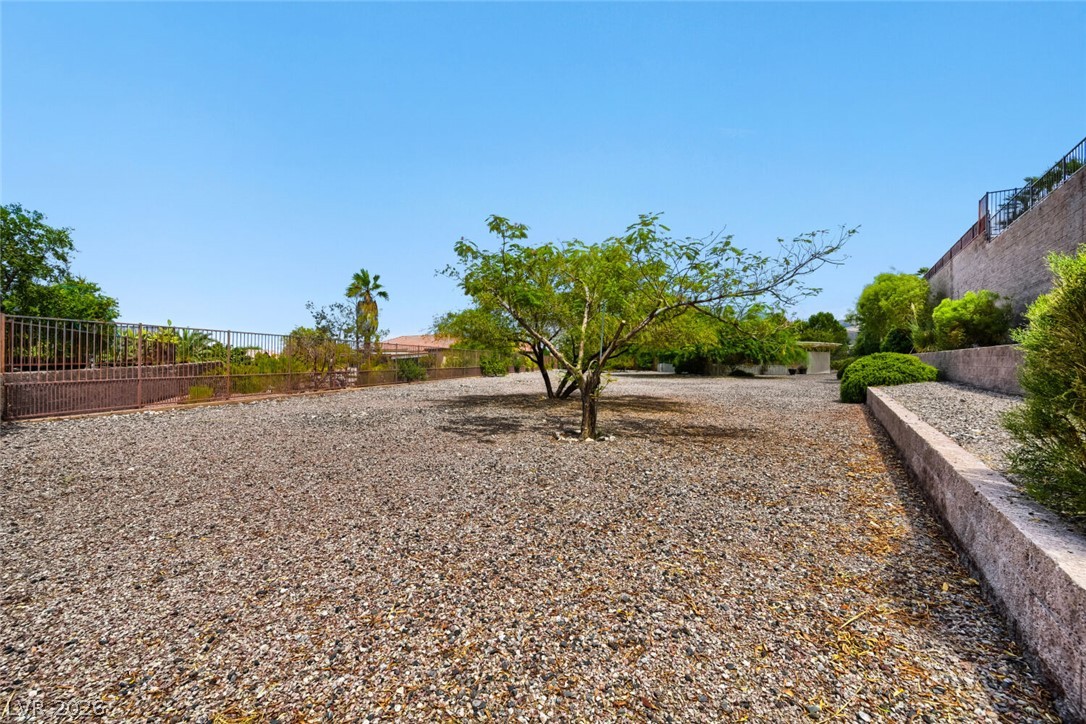 2201 Hudson Falls Court Property Photo 48