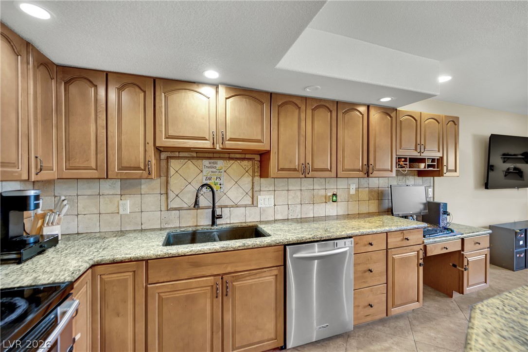 1324 Rawhide Street Property Photo 5