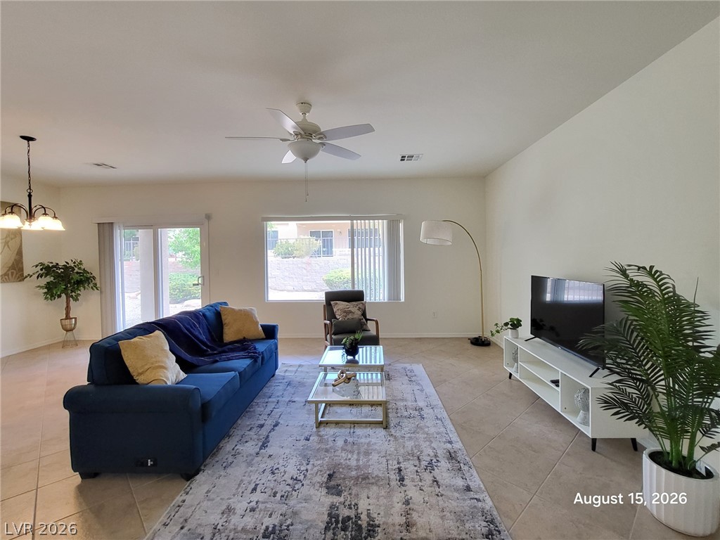 2116 Twin Falls Drive Property Photo 8