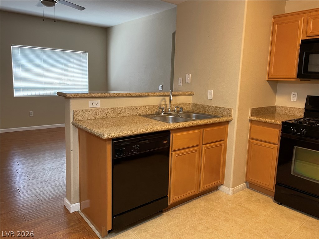 7701 West Robindale Road 165 Property Photo 6