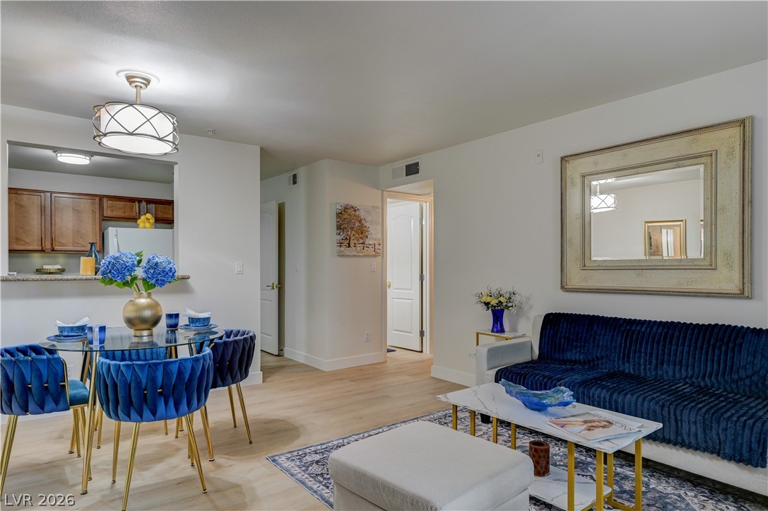2809797 Property Photo 2