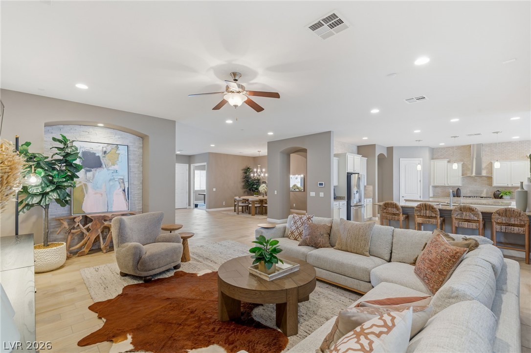 9985 Spider Creek Court Property Photo 6