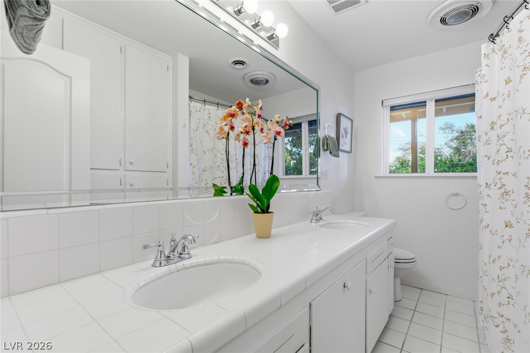 1594 Ottawa Drive Property Photo 35