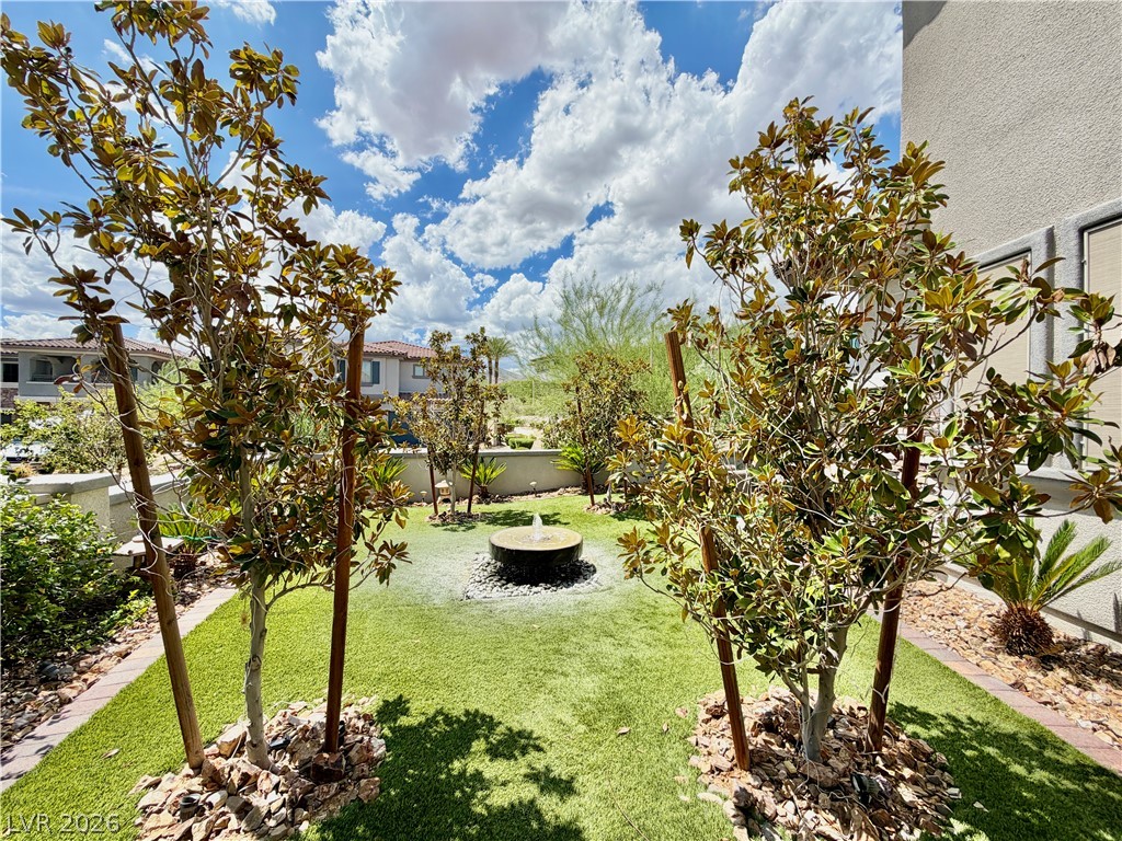 272 Highspring Street Property Photo 10