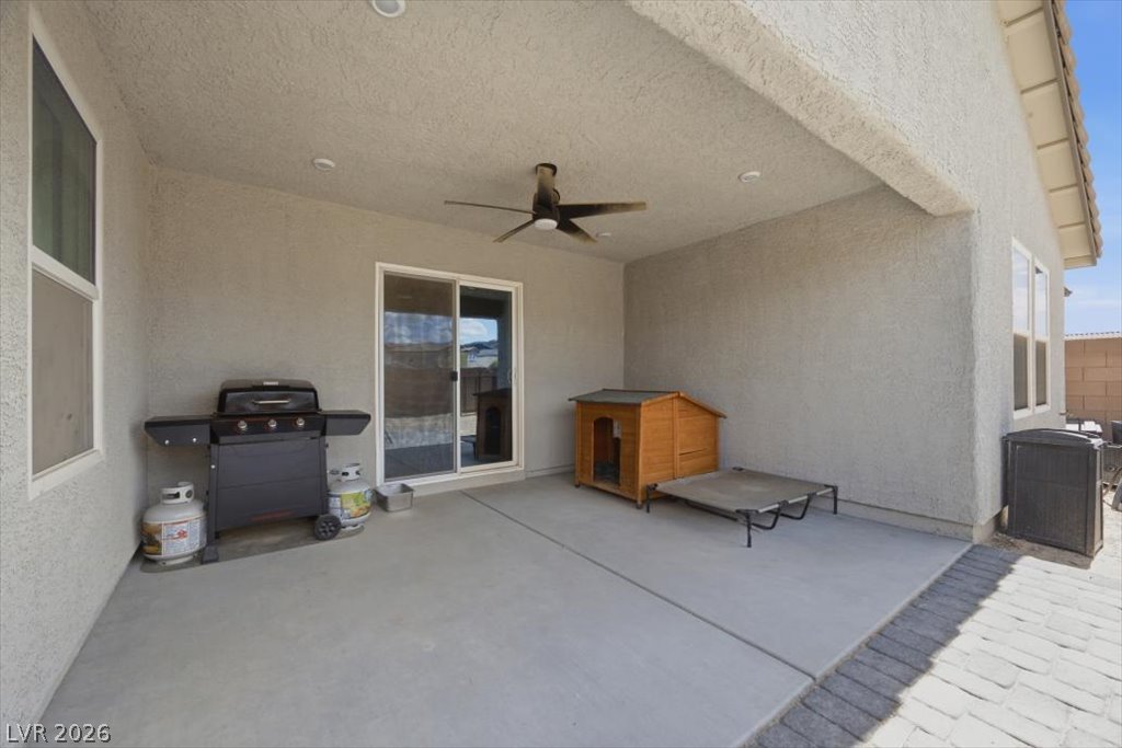 297 Bridal Veil Falls Street Property Photo 30