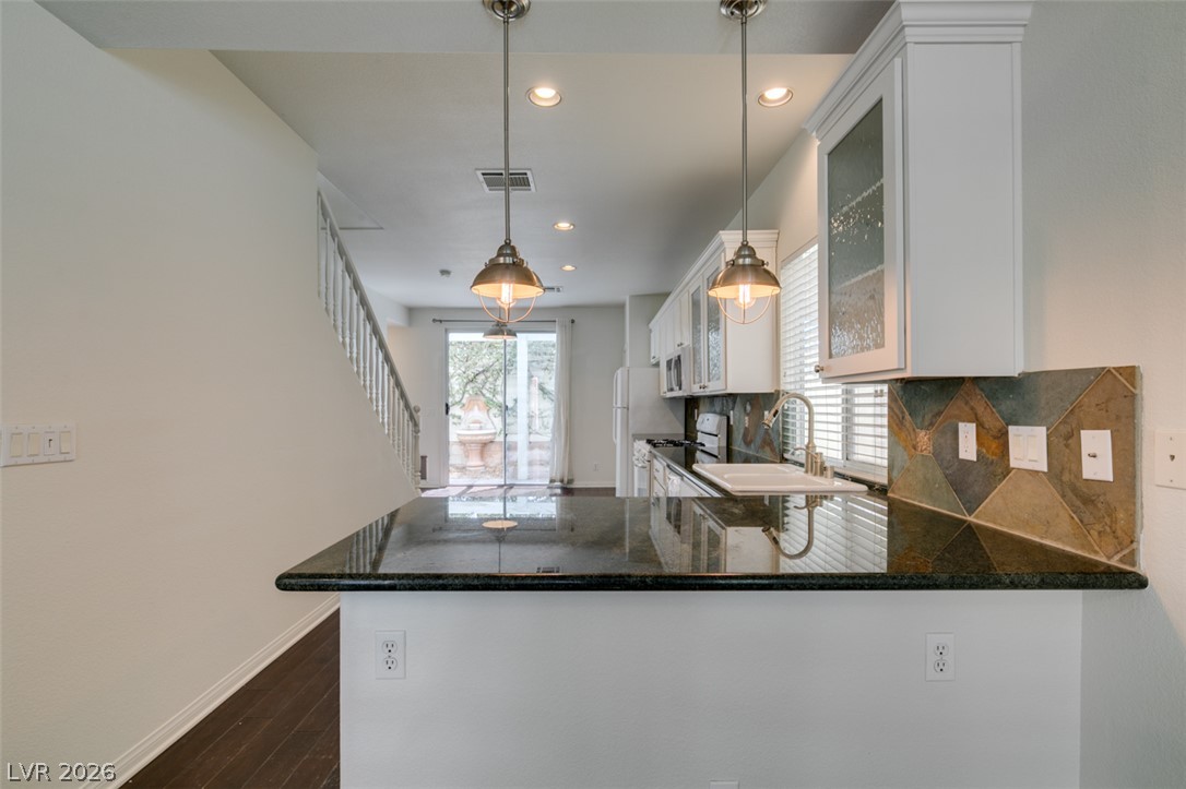 1667 Rainbow Dream Avenue 0 Property Photo 14