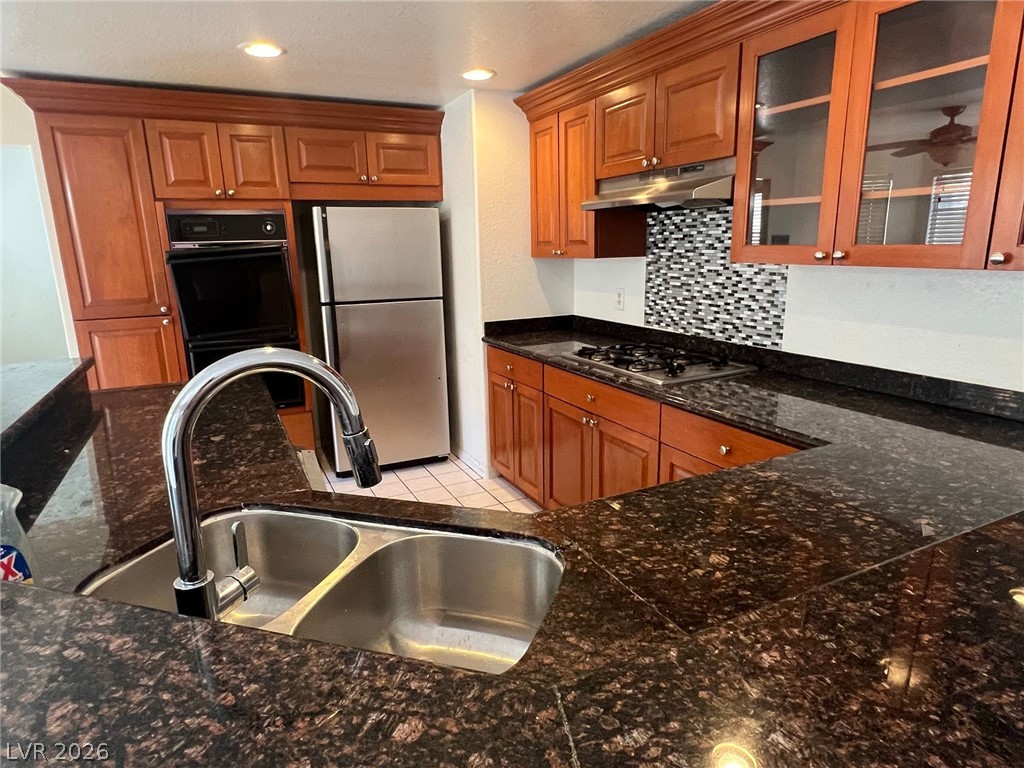 9448 Navy Blue Court Property Photo 7