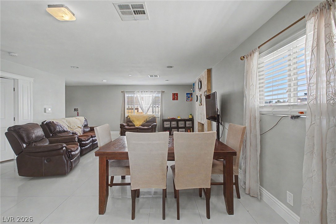 713 Vincent Way Property Photo 17