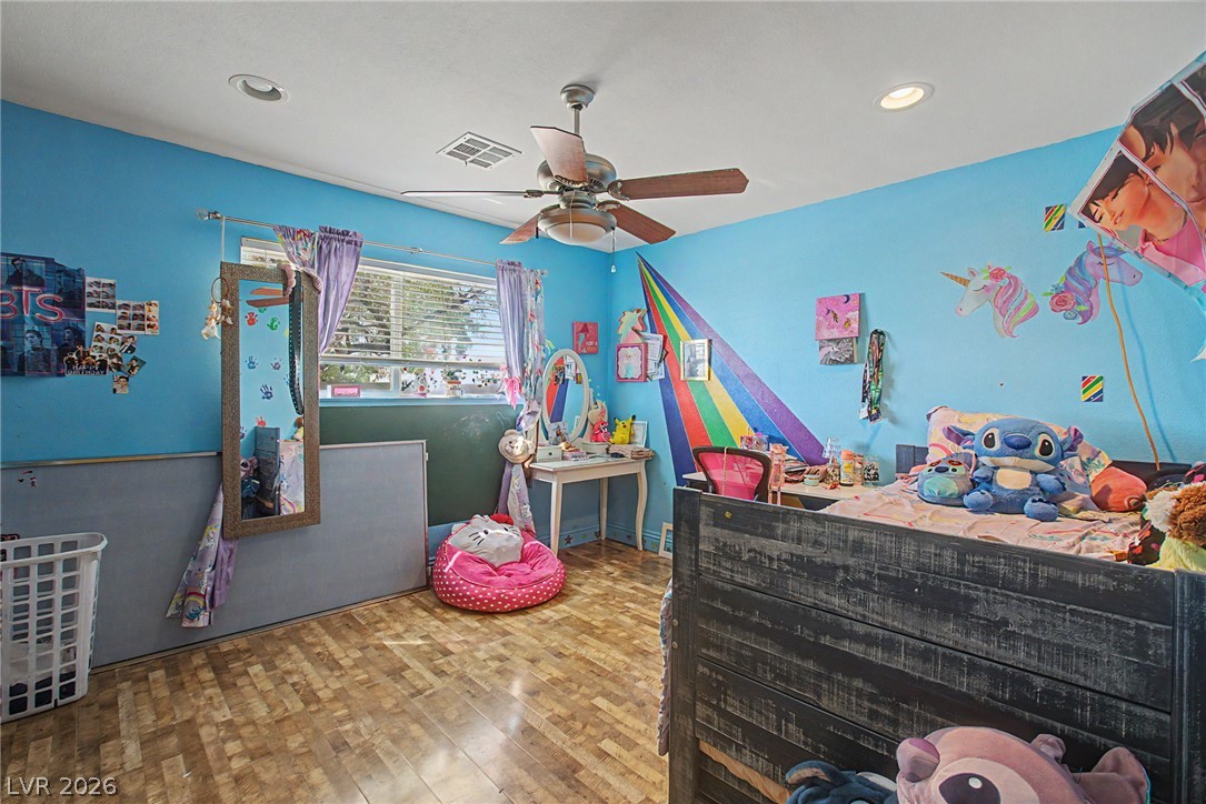 713 Vincent Way Property Photo 35
