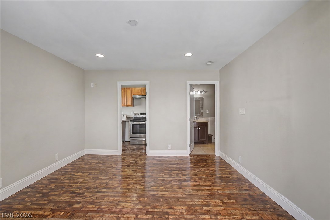 713 Vincent Way Property Photo 48