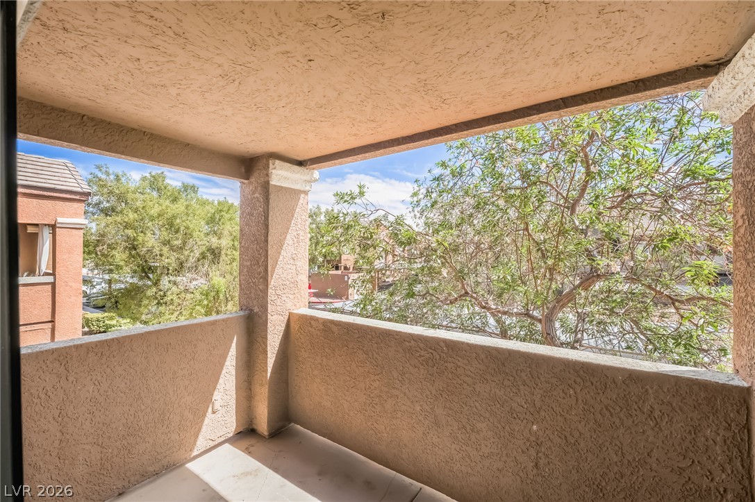 555 East Silverado Ranch Boulevard 2038 Property Photo 26