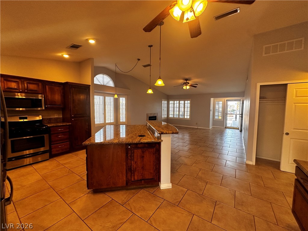 3324 Cactus Springs Drive Property Photo 15