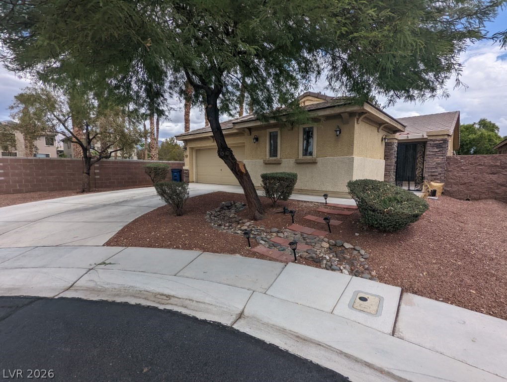 8148 Slate Falls Street Property Photo 1